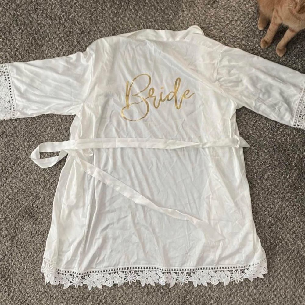 Bride robe